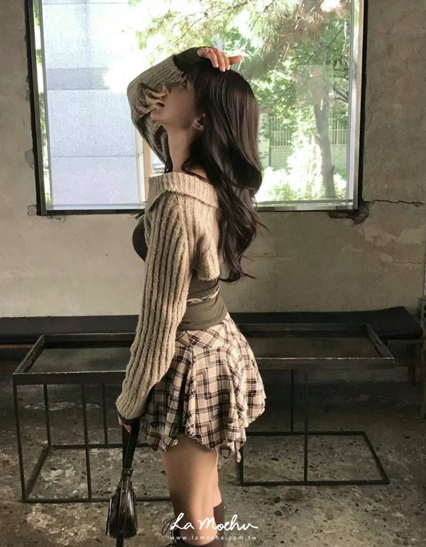 坑條針織感短版小外套